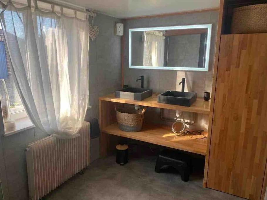 Cottage Chaleureux Au Coeur Des Monts De Flandres Saint-Jans-Cappel Luaran gambar